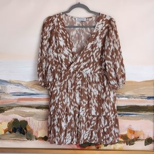 Petal and Pup flowing mini dress size 8